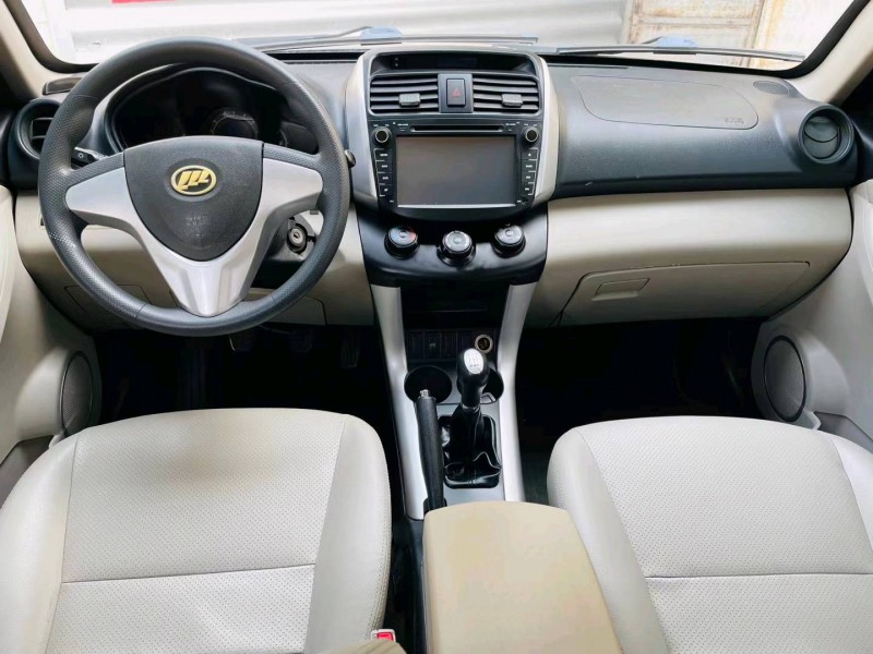 徐州13年力帆汽车X606