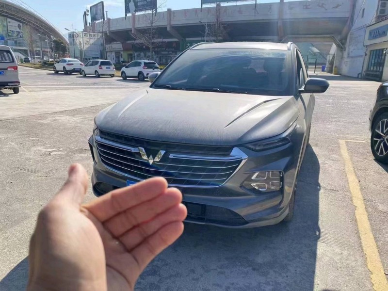 貴陽21年五菱汽車凱捷1