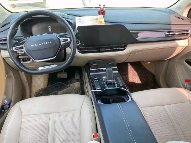 貴陽21年五菱汽車凱捷5