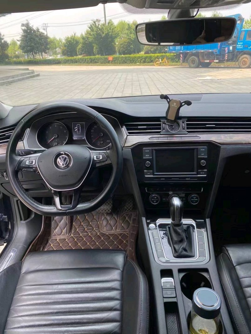 北京18年大众迈腾5