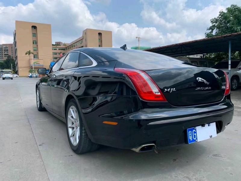 中山14年捷豹XJ5
