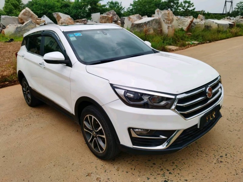 婁底18年漢騰汽車X52