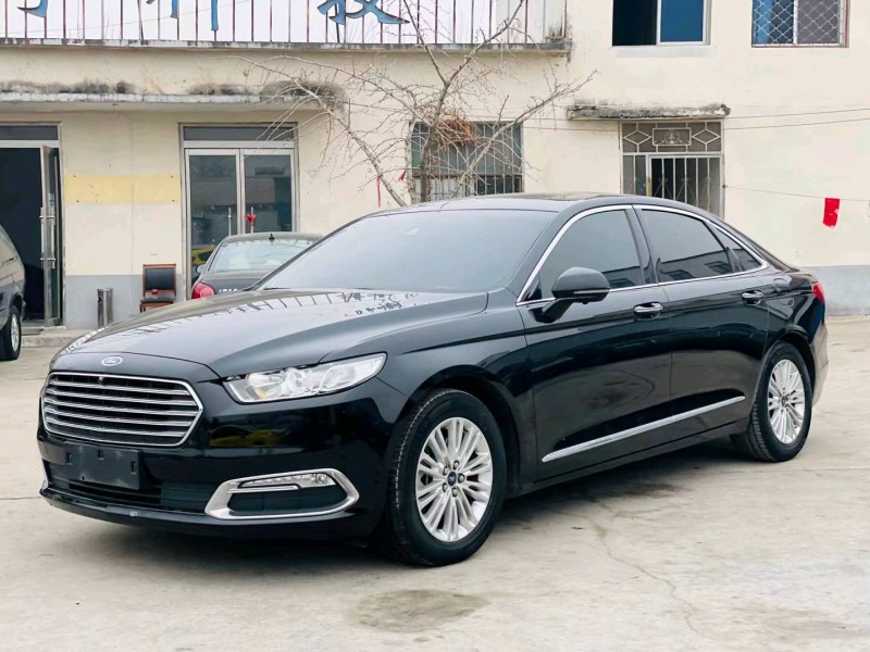 徐州17年福特金牛座2