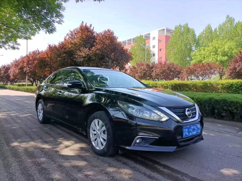 煙臺17年日產天籟2