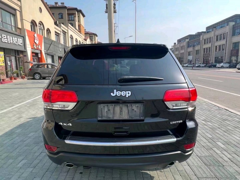 棗莊14年Jeep大切諾基9