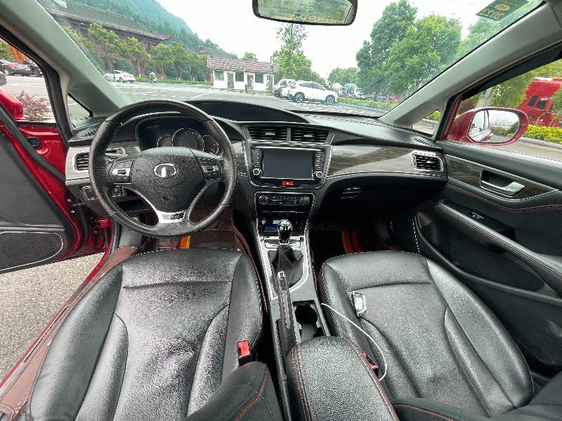 重慶14年長城汽車C506