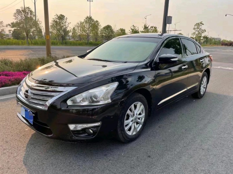 常州14年日產天籟8