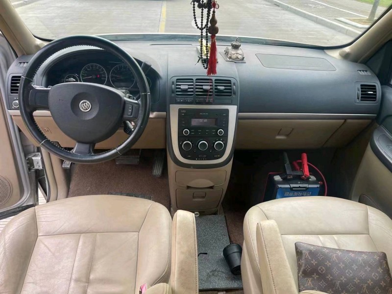 嘉兴14年别克GL88