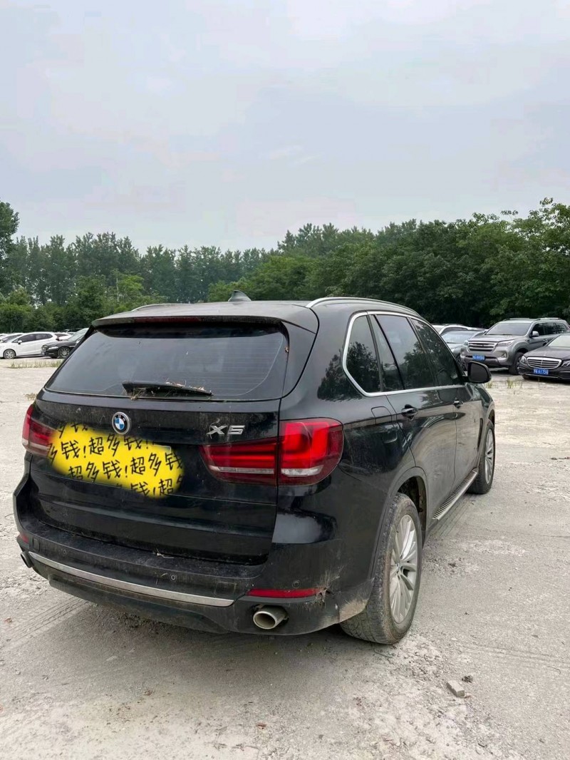 北京17年宝马X59