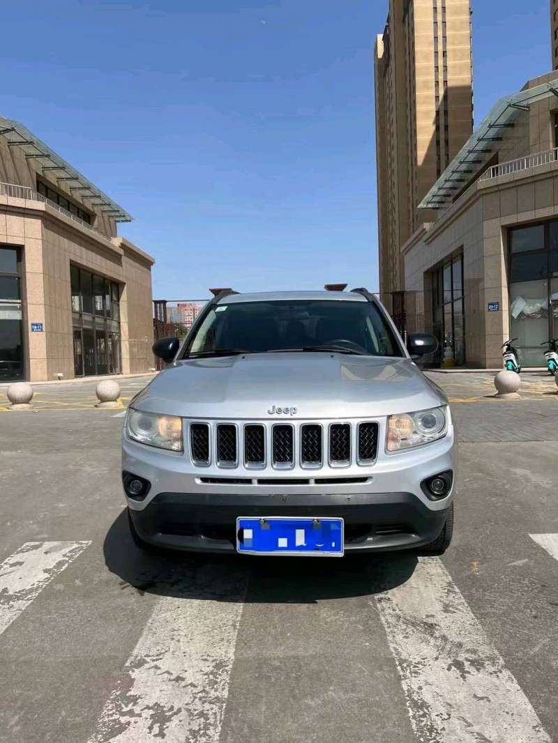 包頭11年Jeep指南者1