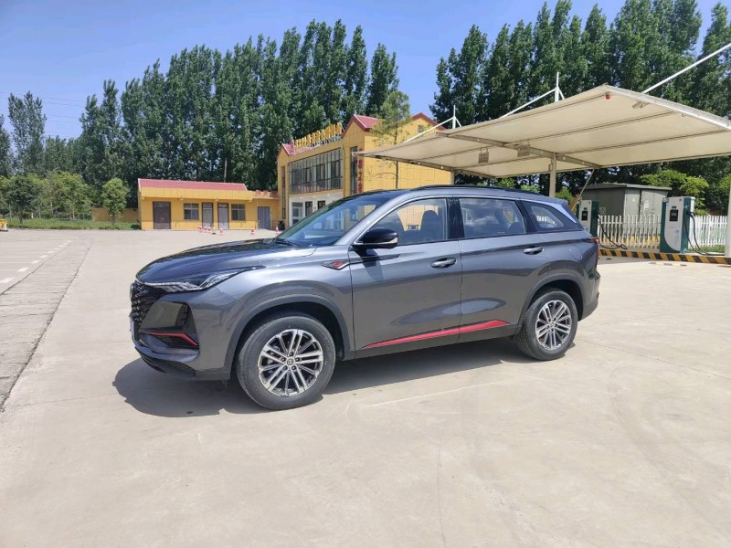 北京22年長安汽車CS753