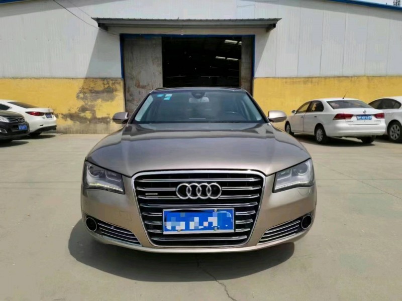 東營11年奧迪A8L6