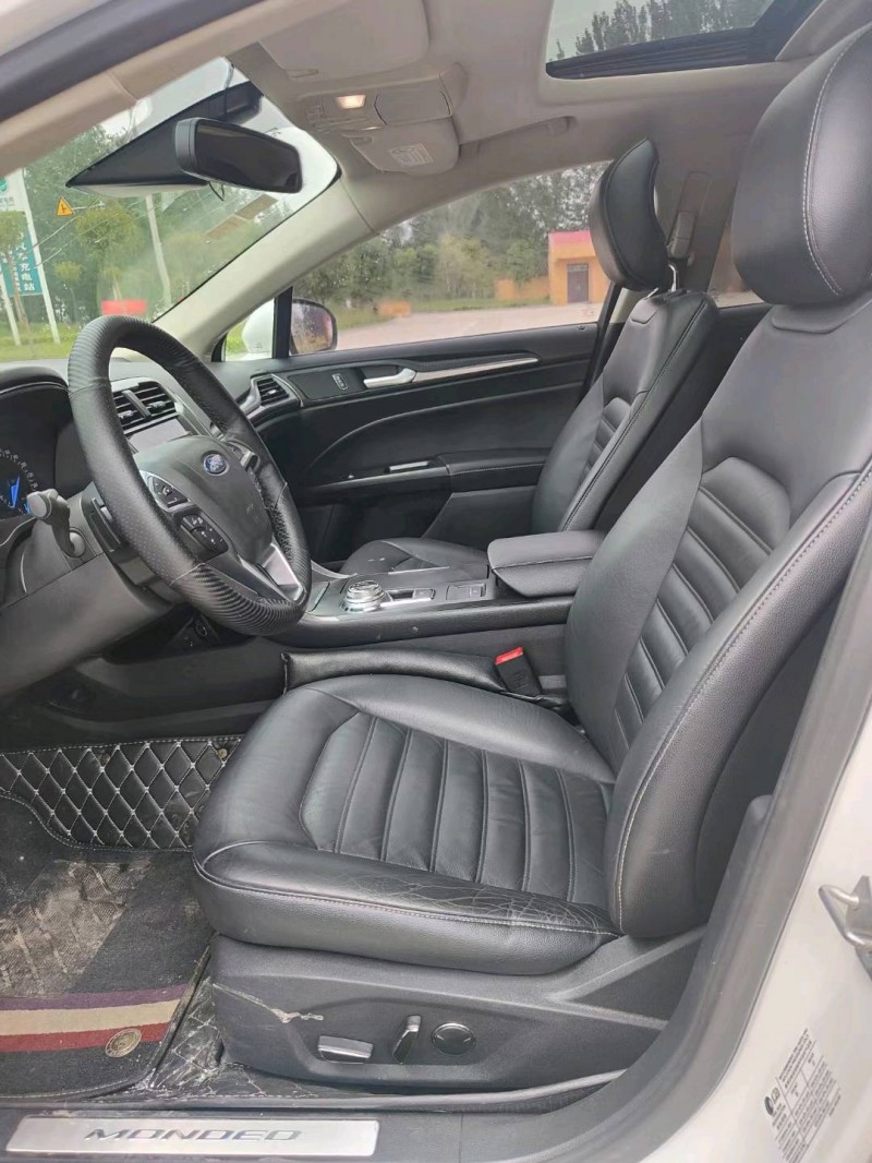 北京17年福特蒙迪欧4