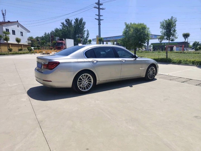 北京15年宝马7系7