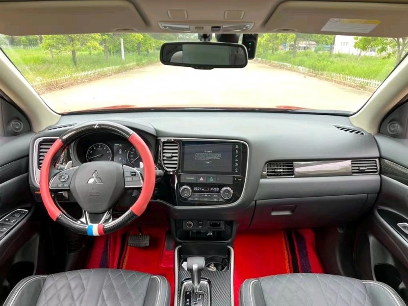 盐城21年三菱欧蓝德7