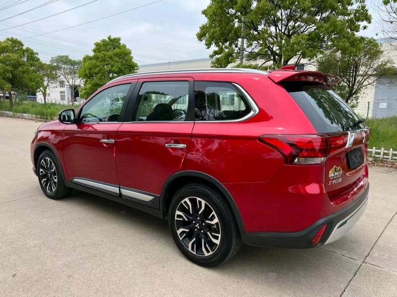 盐城21年三菱欧蓝德9