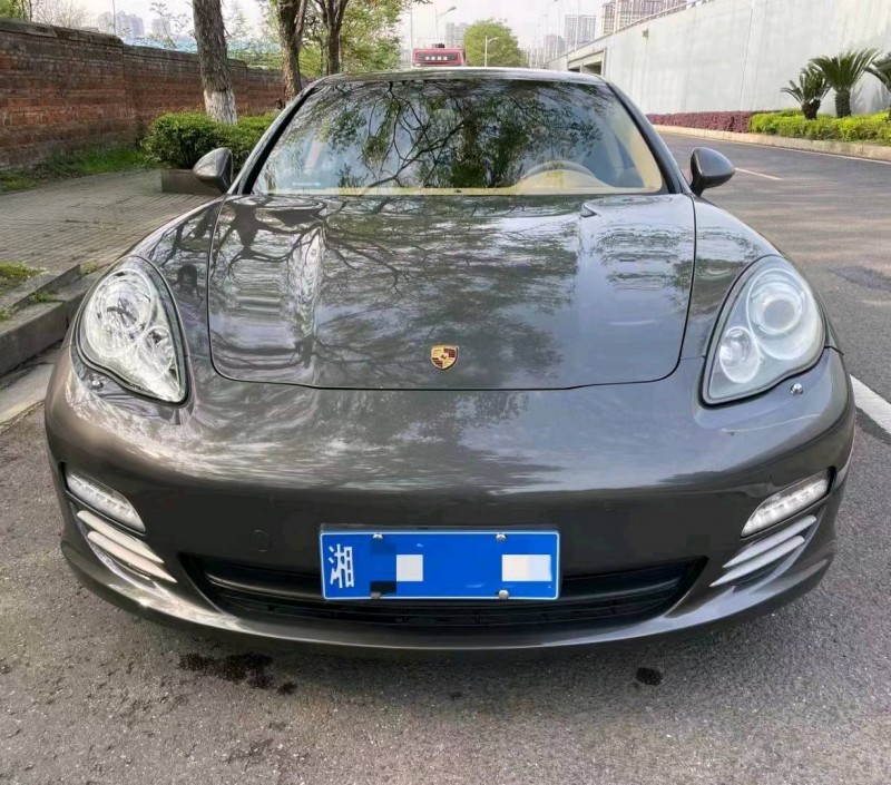 衡陽13年保時捷帕拉梅拉1