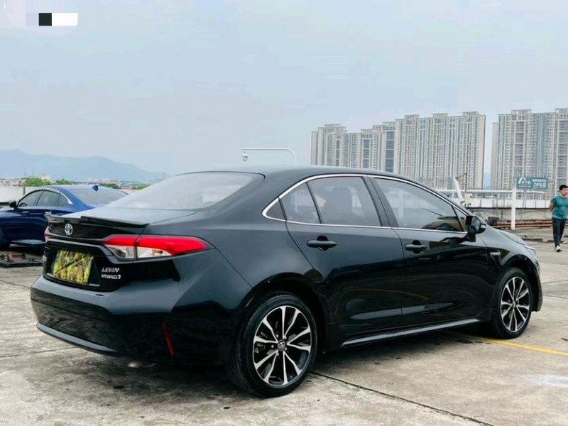 东莞20年丰田雷凌7