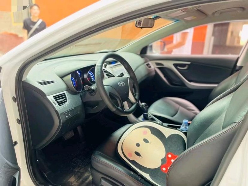 东莞18年现代朗动5