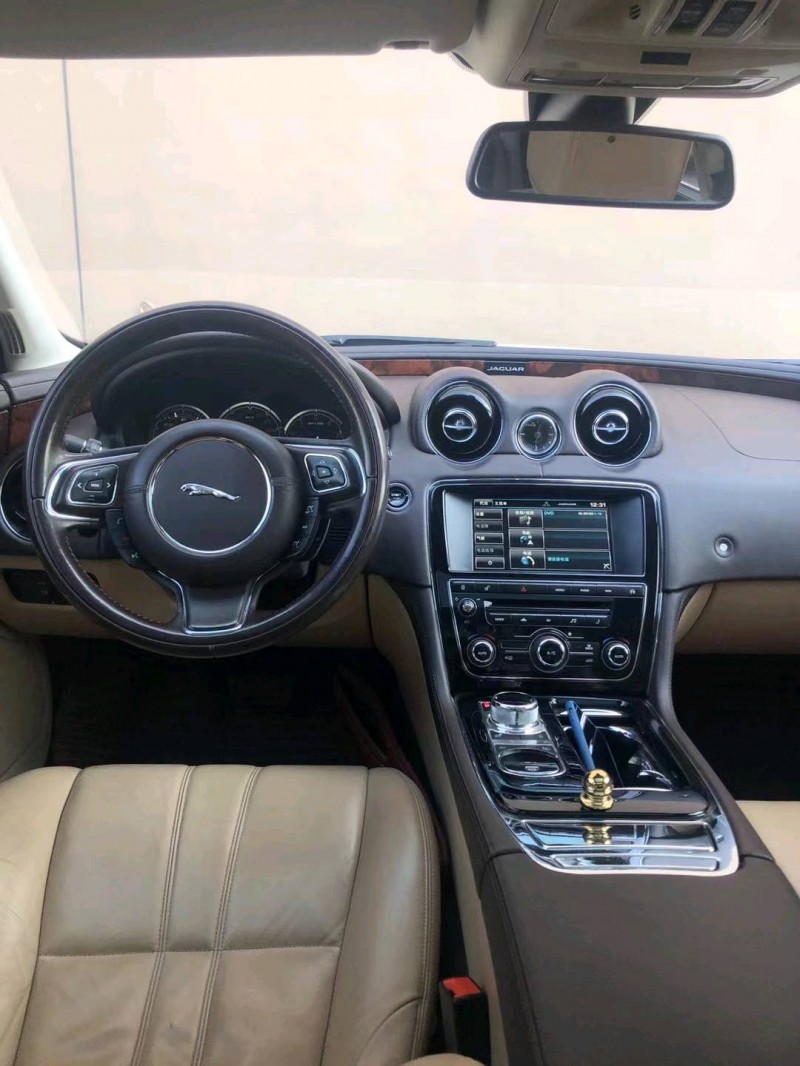 營口14年捷豹XJ6