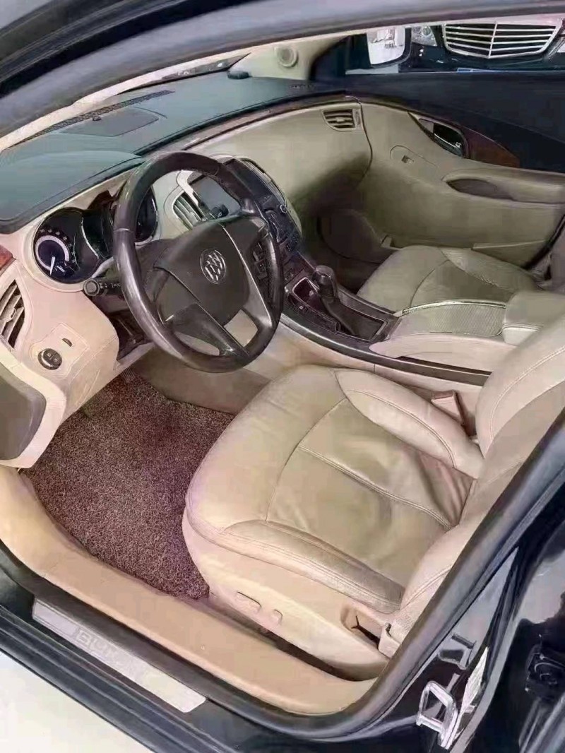 北京11年别克君越1