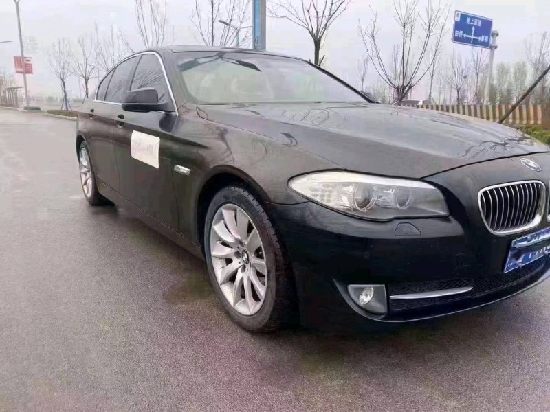 北京11年宝马5系3