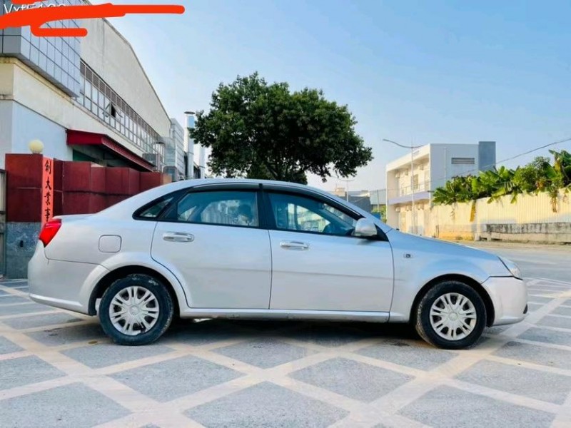 东莞13年别克凯越8