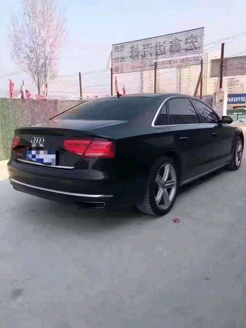 北京14年奥迪A8L5