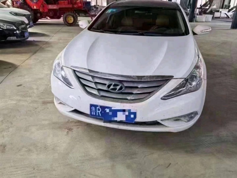 北京14年现代索纳塔八1