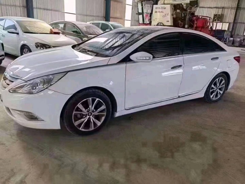 北京14年现代索纳塔八3