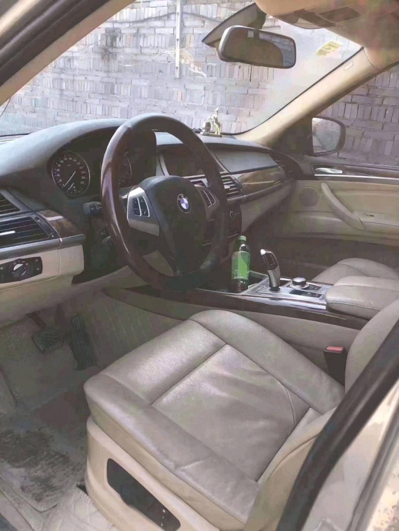 北京10年宝马X57