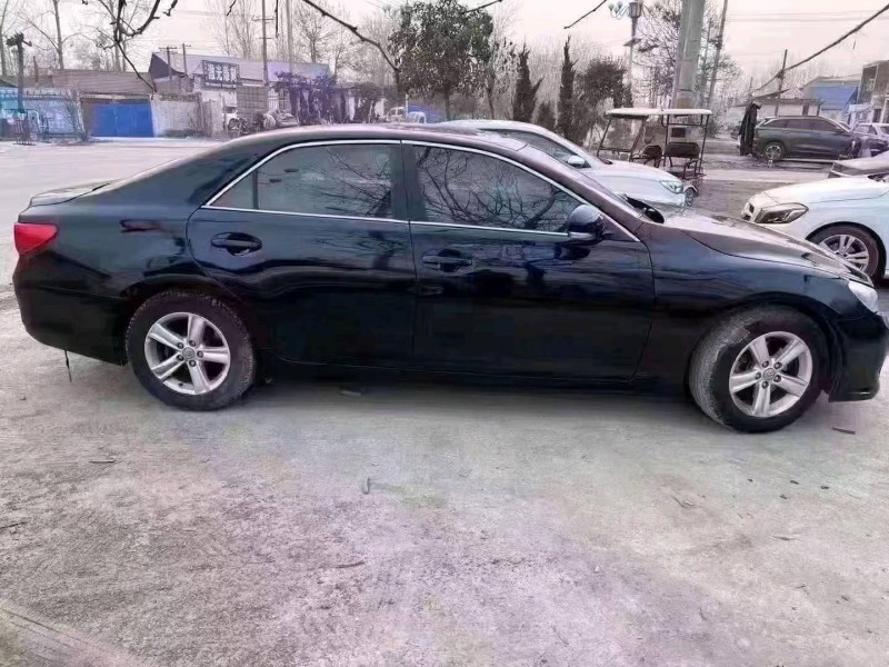 北京12年丰田锐志2