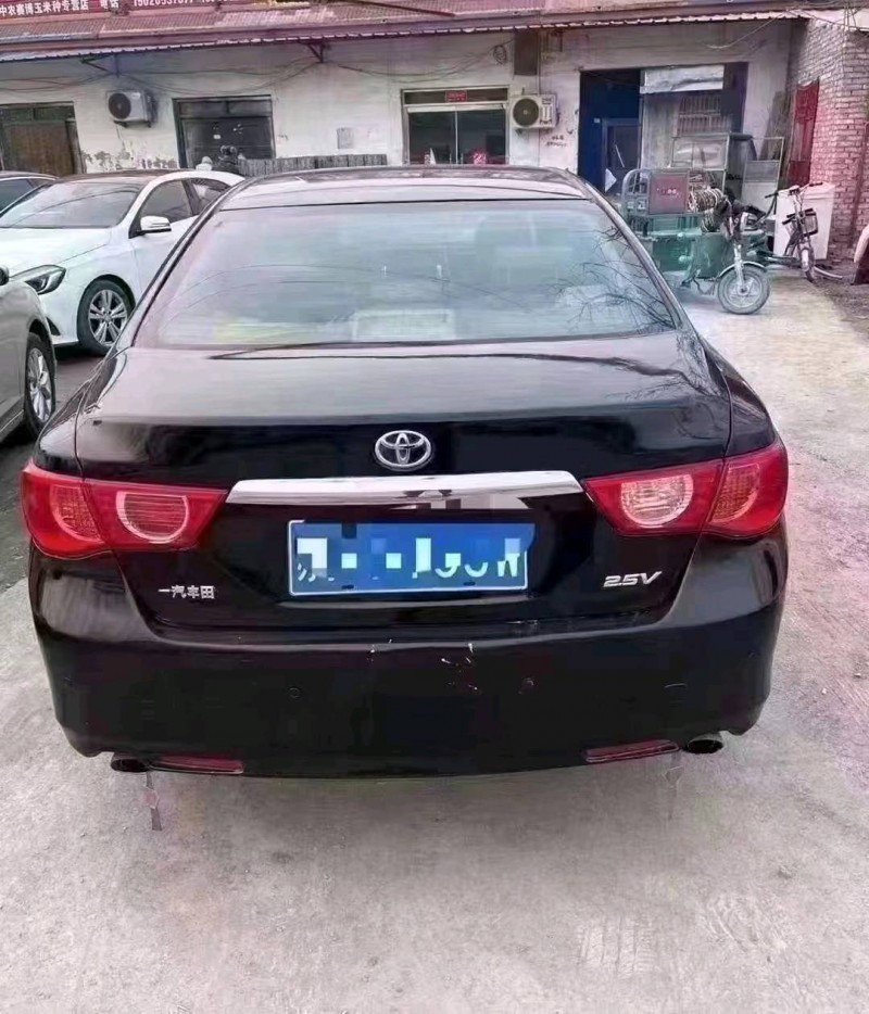北京12年丰田锐志5