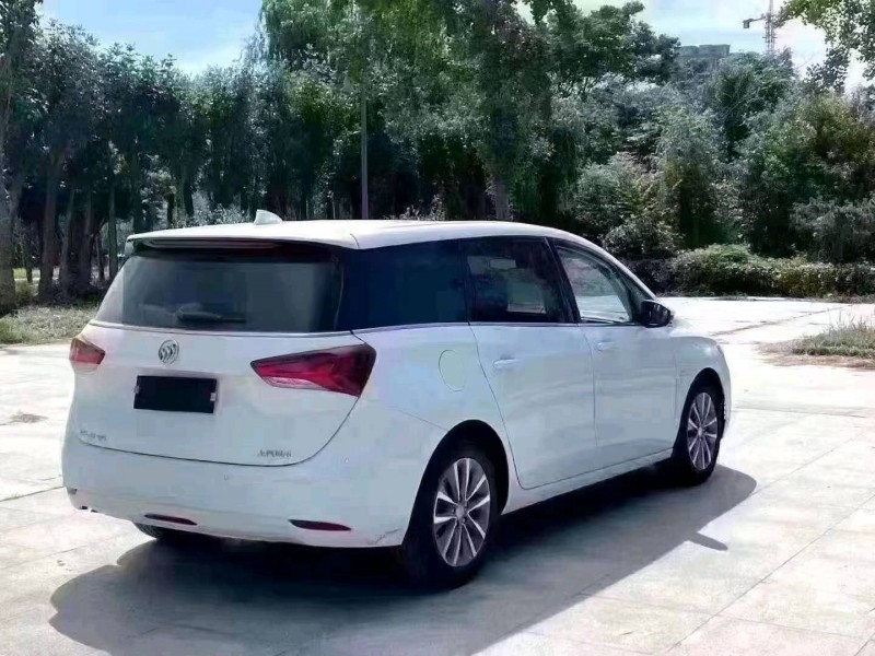 北京21年别克GL69