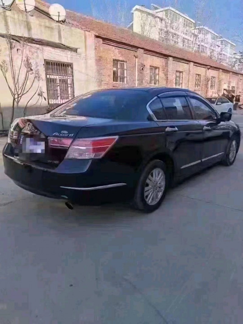 北京13年本田雅阁6