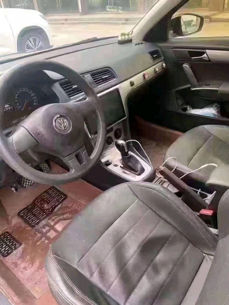 北京17年大众朗逸4