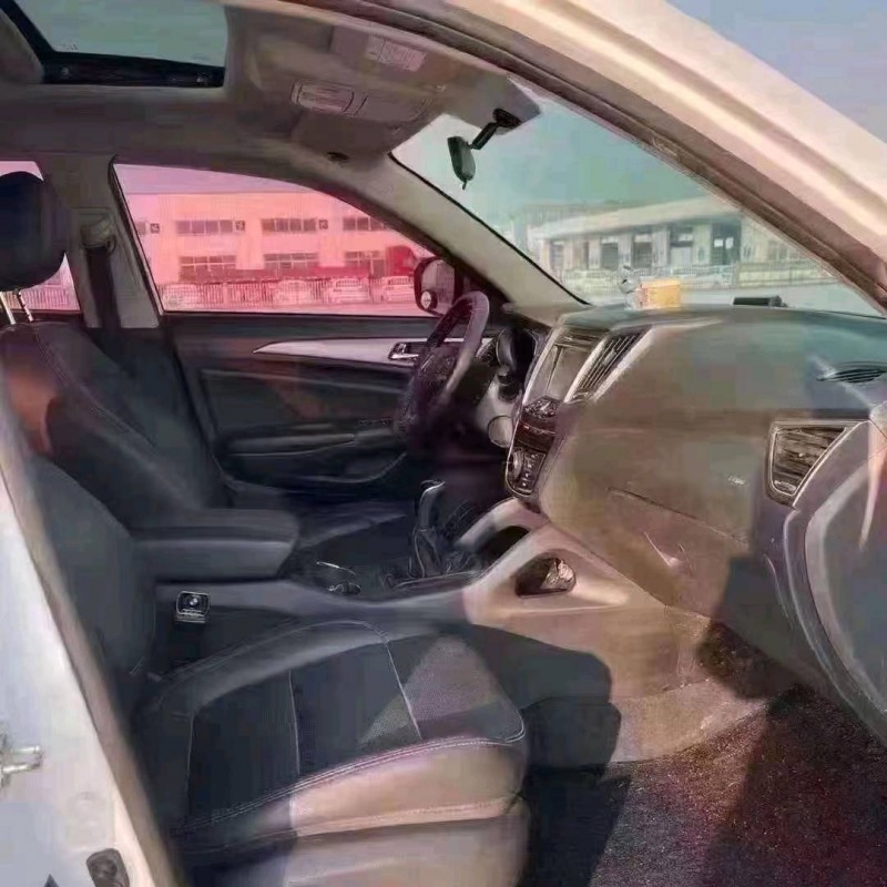 北京16年長安汽車CS757