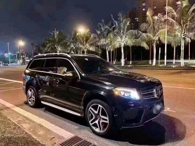 北京19年奔驰GLS2