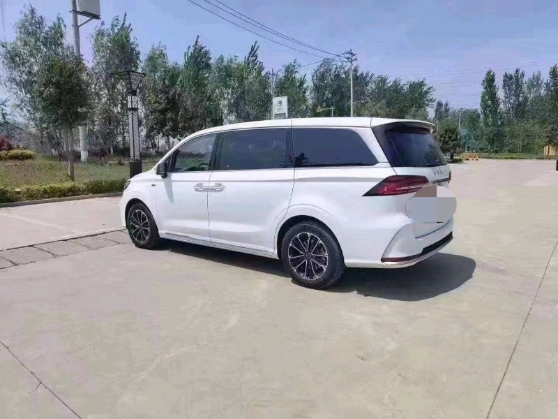 北京13年宝马X68