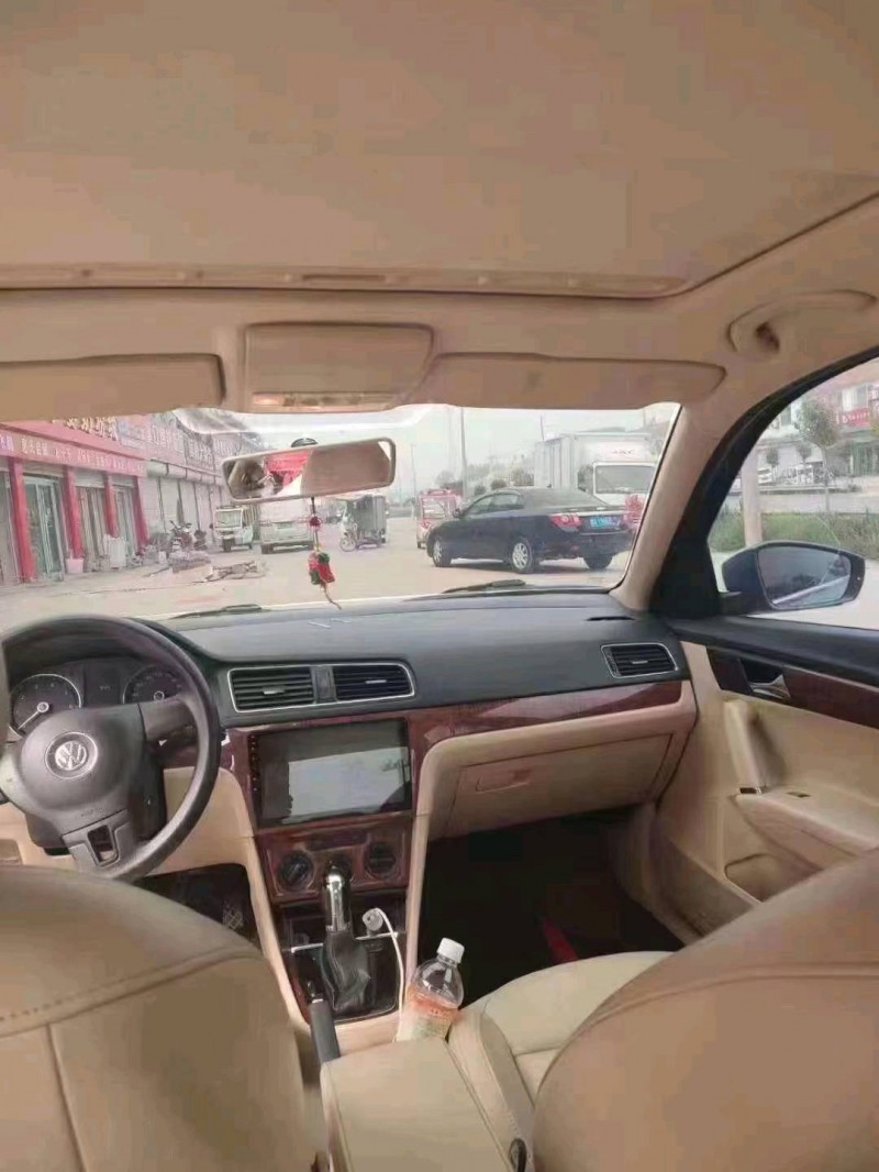 北京13年大众朗逸5