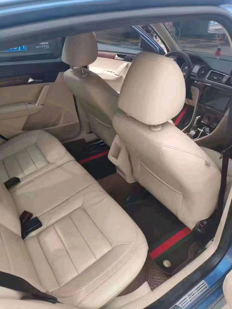 北京13年大众朗逸6