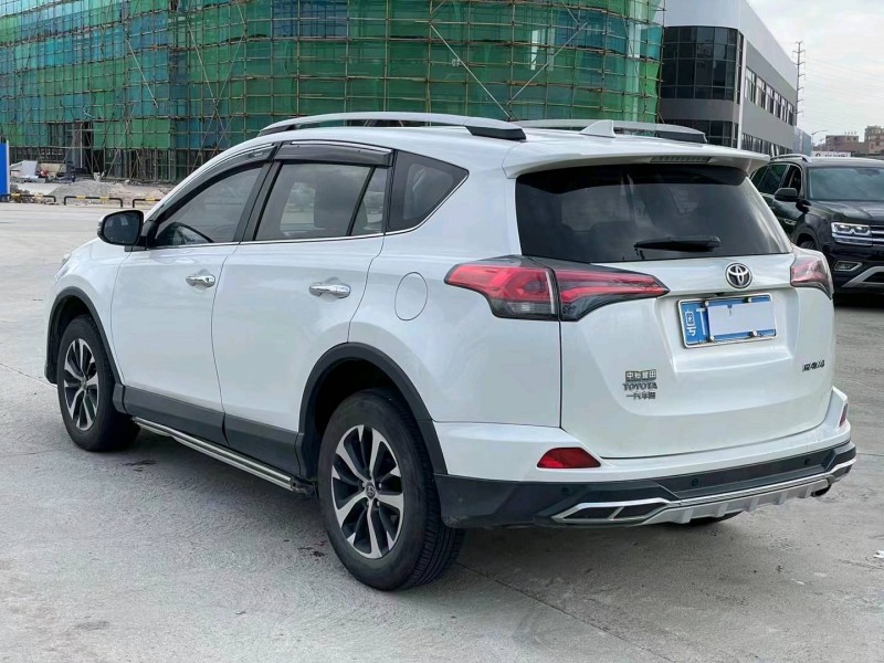 廣州17年豐田RAV43
