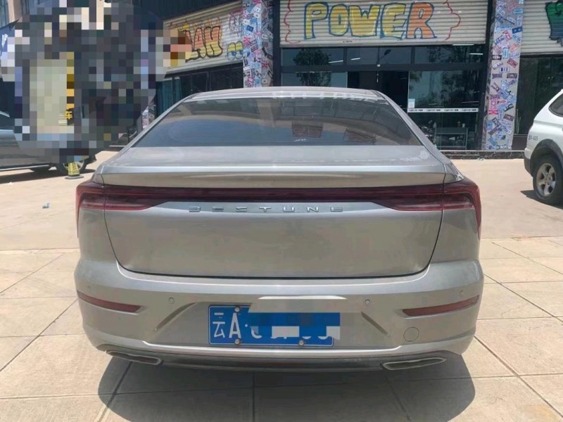 昆明21年奔騰B706