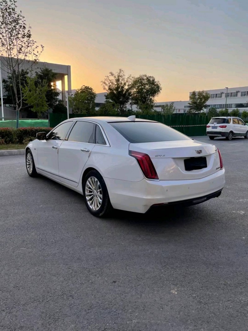 鹽城19年凱迪拉克CT66