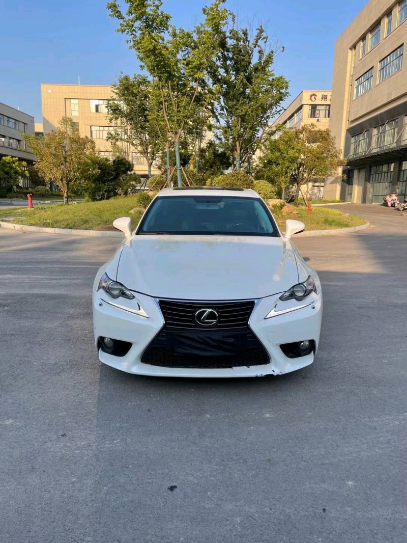 徐州14年雷克萨斯IS1