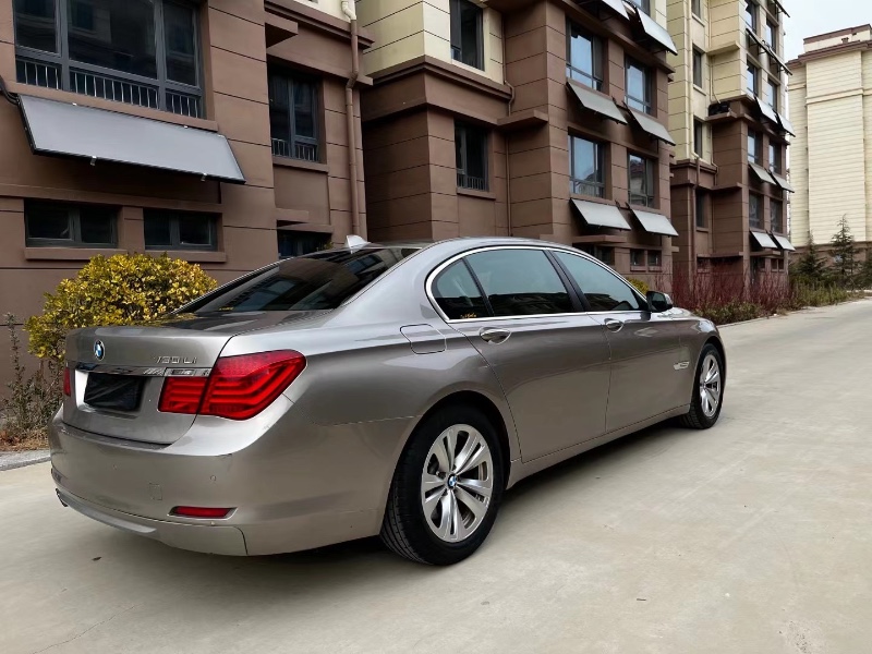 青岛13年宝马7系7