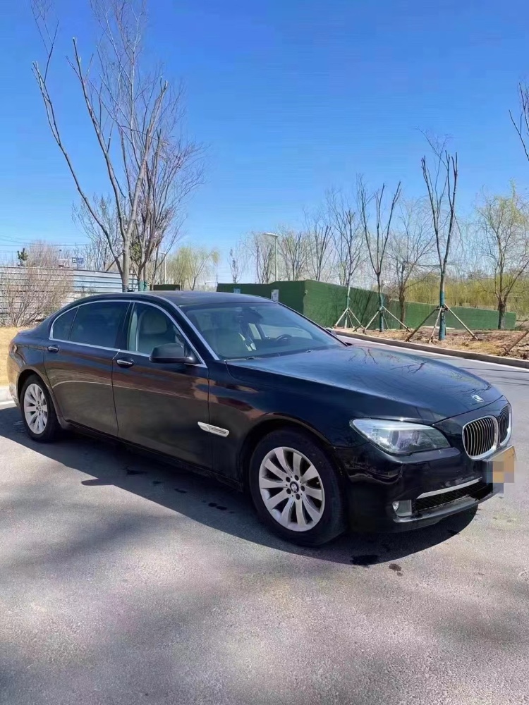 青岛11年宝马7系3