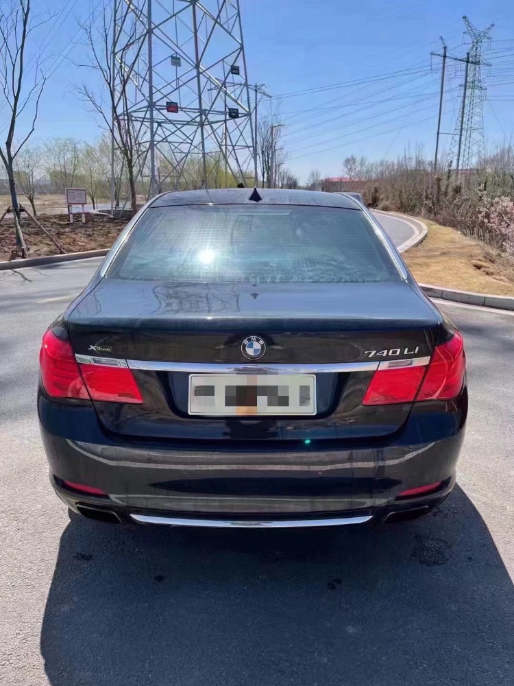 青岛11年宝马7系9