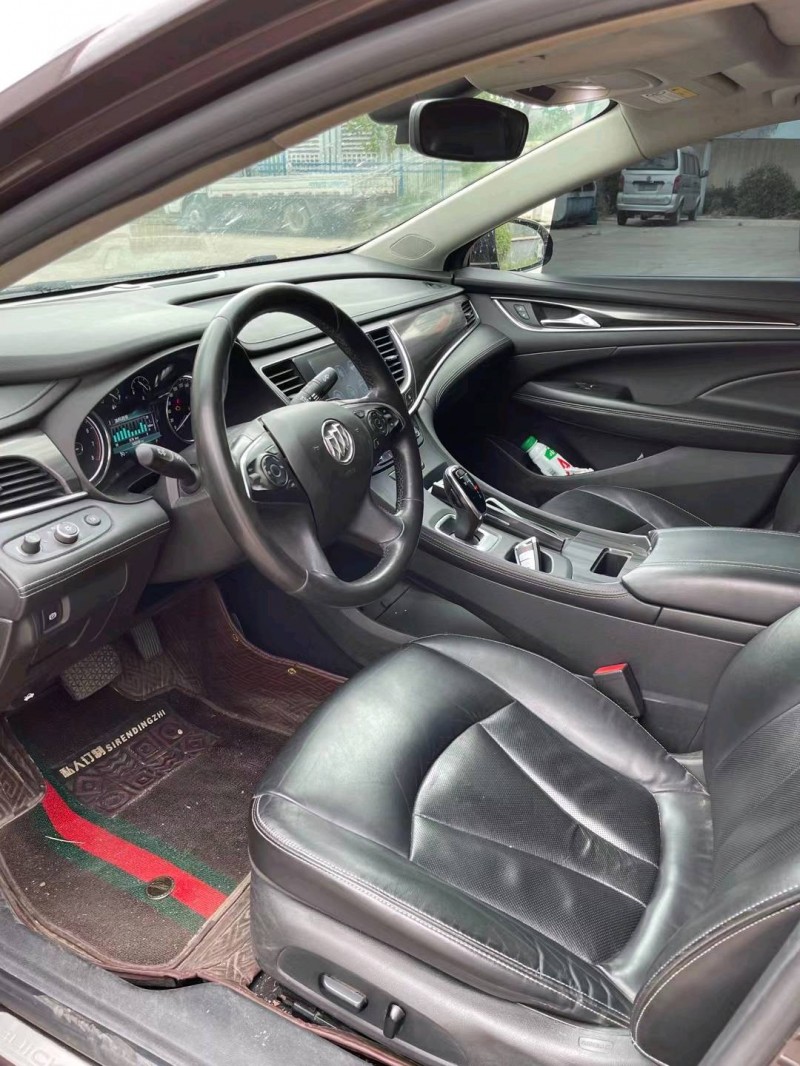 徐州18年别克君越8