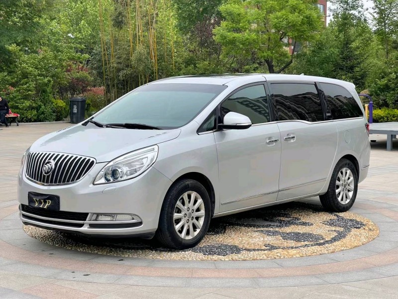 青岛11年别克GL88